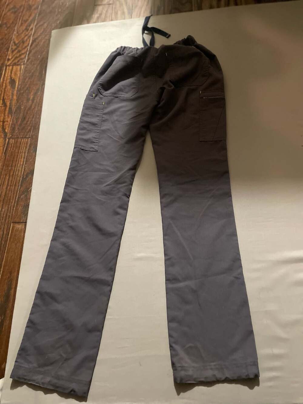 FIGS Scrub Pants XXS/T Charcoal Gray Cargo Drawstring